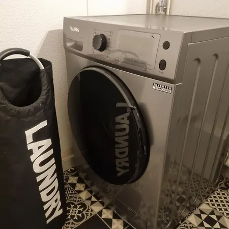 Sejour Cozy Avec Piscine A 200m De La *