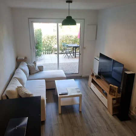 Sejour Cozy Avec Piscine A 200m De La アパート *
